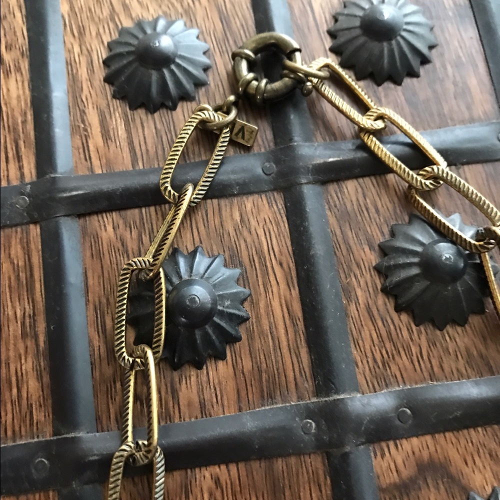 Vanessa Mooney Gold Statement Collar Necklace - Picture 3 of 4